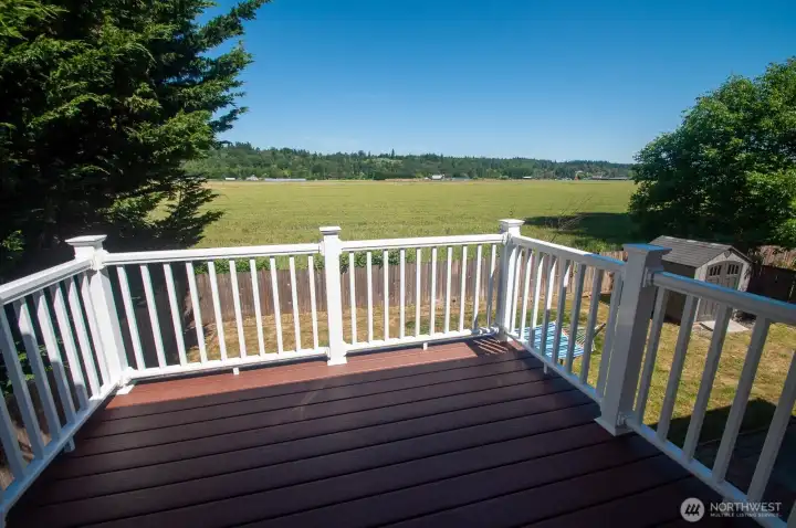 What a splendid view of the rural agricultural acreage just beyond the home's east boundary. What a splendid view of the rural agricultural acreage just beyond the home's east boundary.