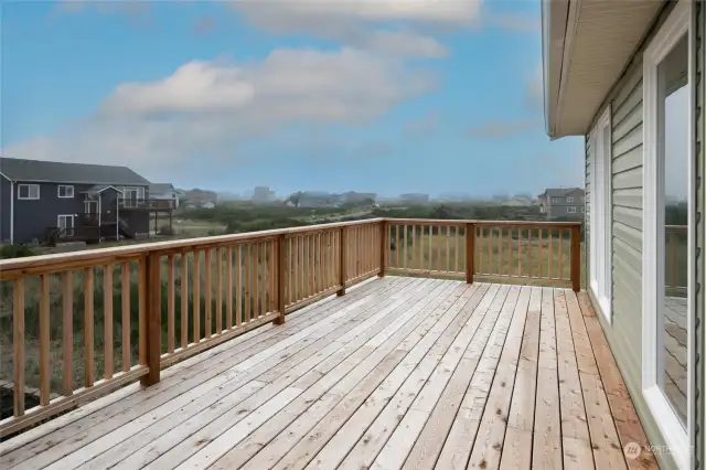 Solid new deck offers wonderful views!