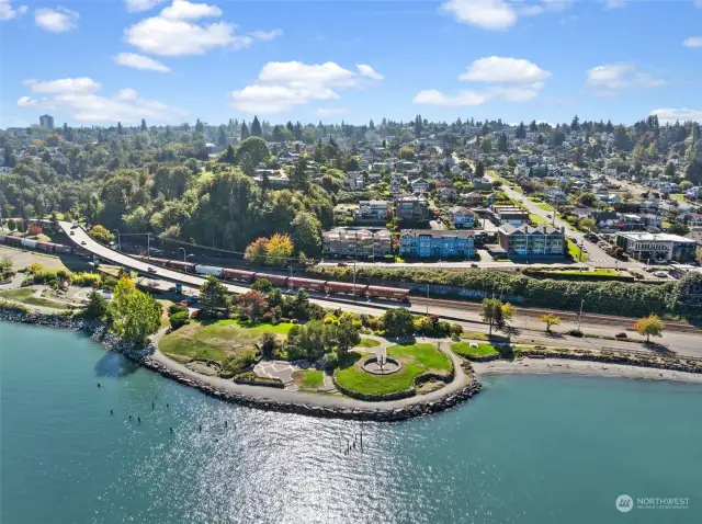 The waterfront community includes parks and boardwalks where you can stroll leisurely with beautiful views of Puget Sound.