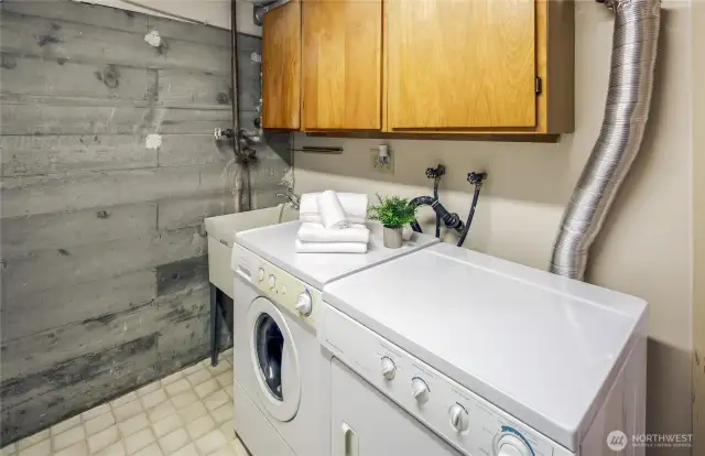Washer and dryer are included!
