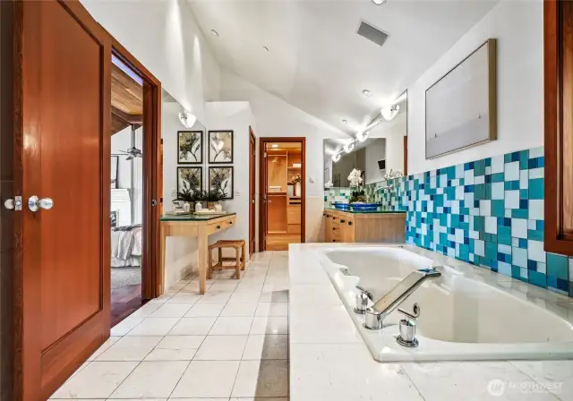 Primary Suite 5 piece bathroom