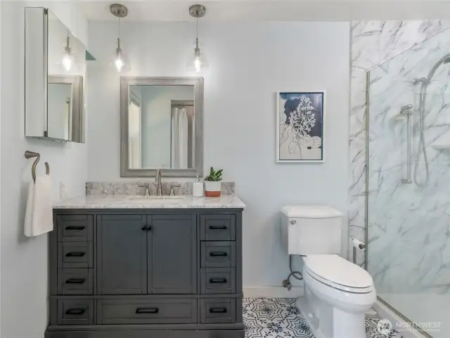 Remodeled primary 3/4 bath.