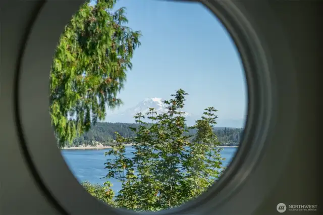 Breathtaking views of Mt. Ranier and the Puget Sound.