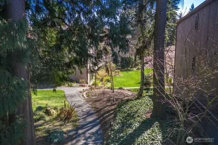 6.8-acre privacy, professionally managed