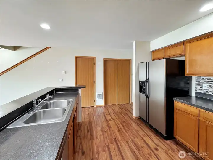 Looking toward laundry and walk in pantry