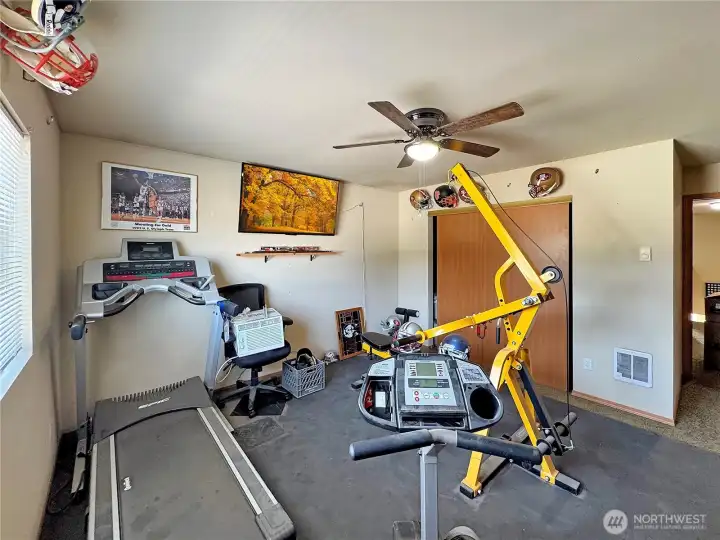 3rd bedroom, currently used as a gym