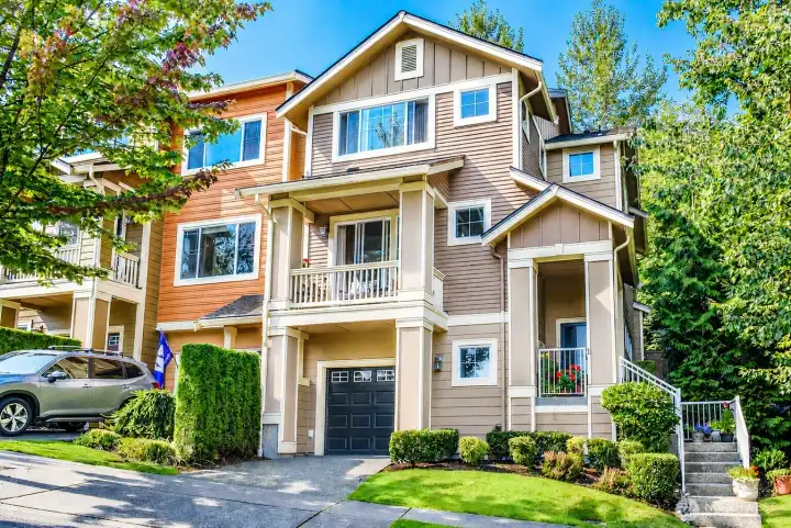Location is so important. This beauty is not only a corner unit but has no neighbor on the North side. Instead, there's a city greenbelt and next to that, one of the many protected green spaces in the development that includes a walking trail through a beautiful, wooded area.