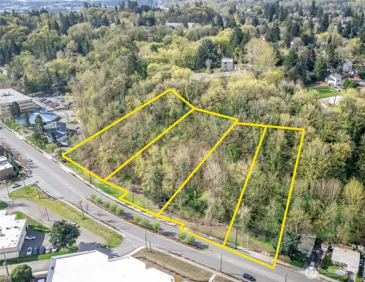 Lot lines are approximate and for illustrative purposes only.