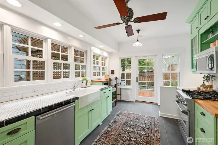 Light and bright kitchen with wall of windows.