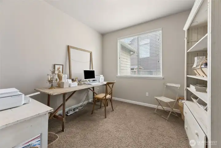 Office / Flex room.