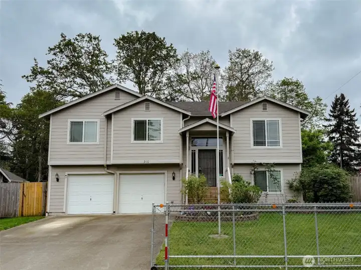 Well maintained 4 Bedroom 2.75 Bath home on .32 Acres