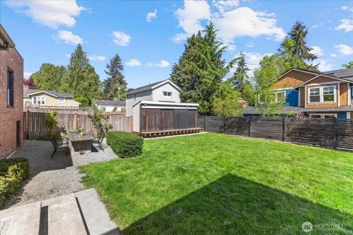 7,200sqft lot