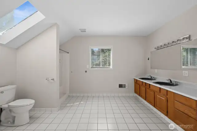 Upstairs bathroom