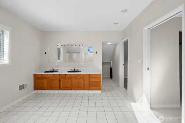 Upstairs bathroom