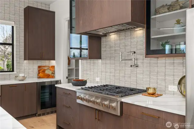 Photos are not of actual home. Colors and finishes may vary.