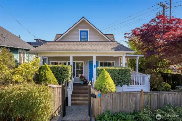 Welcome to 501 NW 42nd Avenue! Gated entry and fully fenced lot.