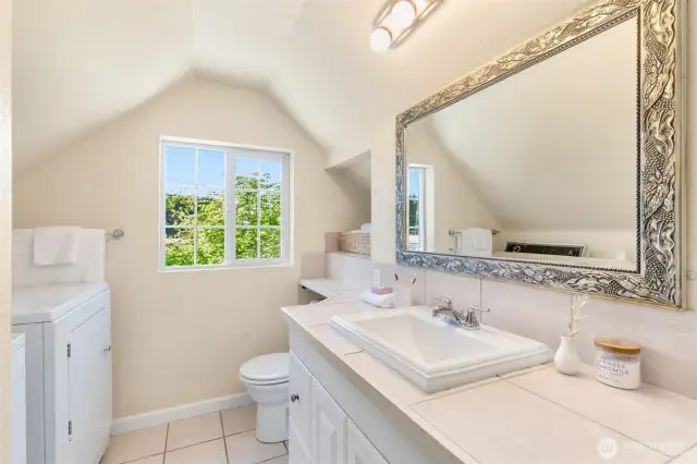 Washer and dryer on upper level for maximum convenience