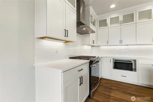 Interior Photos are for sample purposes only and not the actual house.