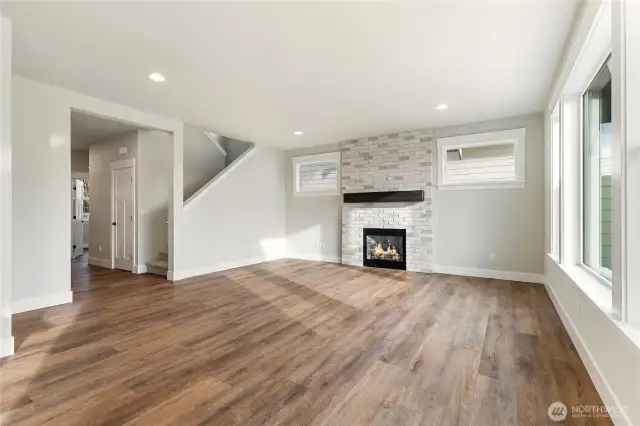 Interior Photos are for sample purposes only and not the actual house.