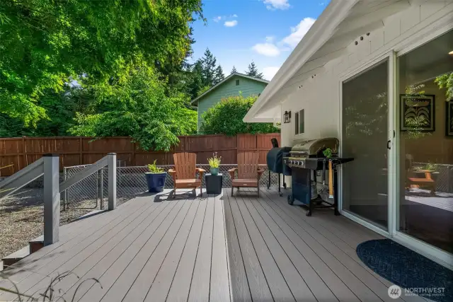 Deck off dining room for easy access to your BBQ.