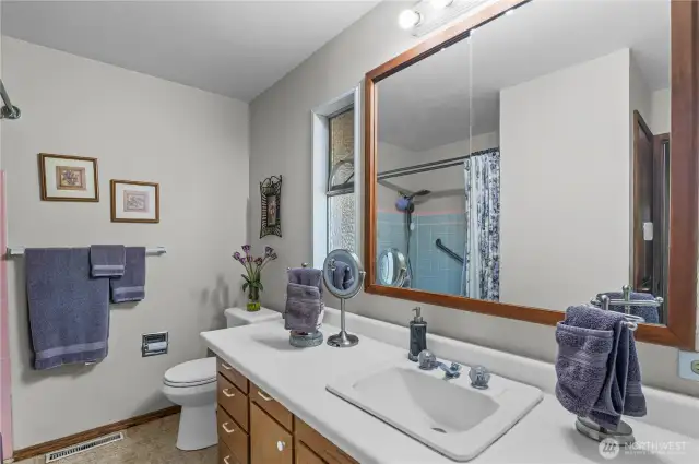 Full bathroom