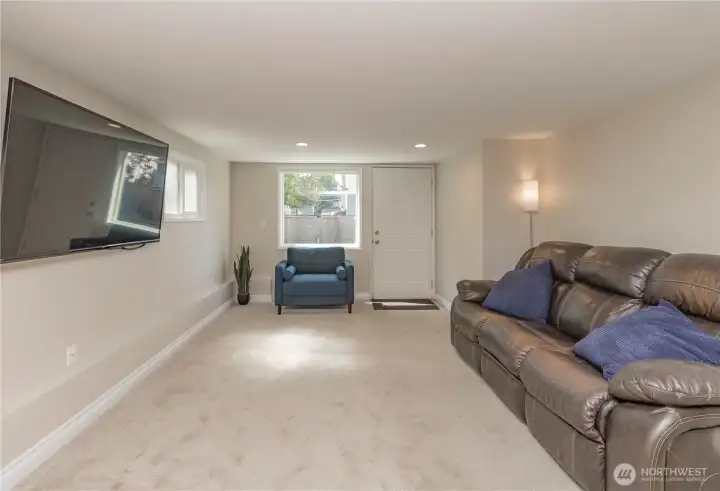 TV & sofa can stay