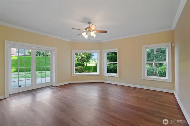 Primary Bedroom, slider