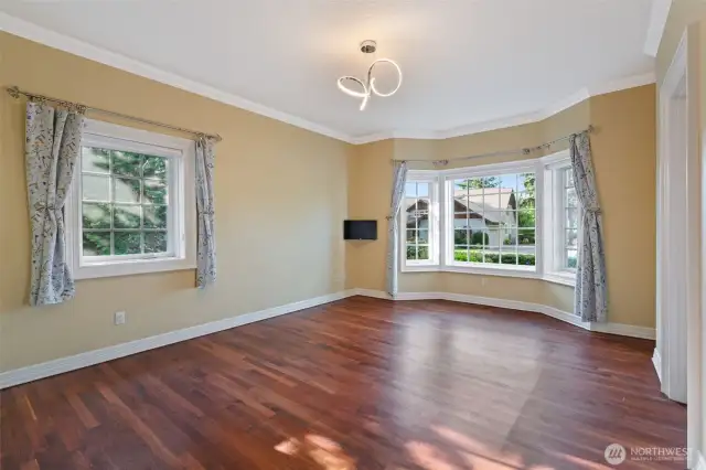 Additional suite on main