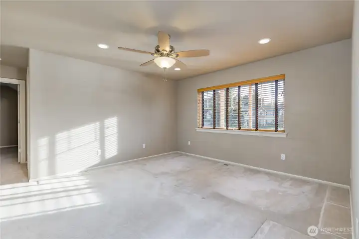Versatile upstairs bonus room