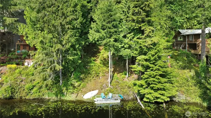 50ft of waterfront land on Private Ames Lake in Redmond