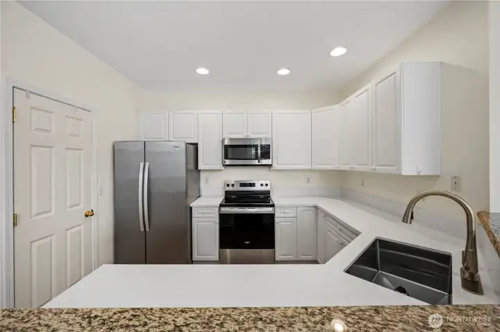 Brand new quarzt countertops and new sink