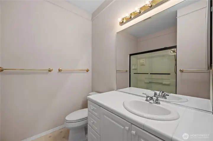 Main bathroom