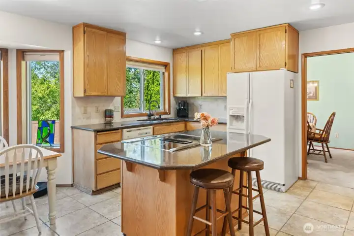Island made for conversation while cooking Island made for conversation while cooking