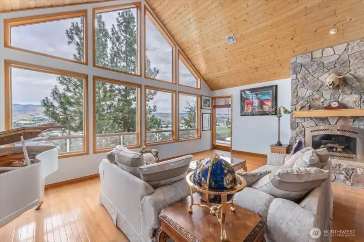 Floor to ceiling Milgard windows