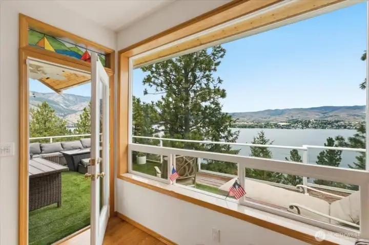 Upper deck off kitchen