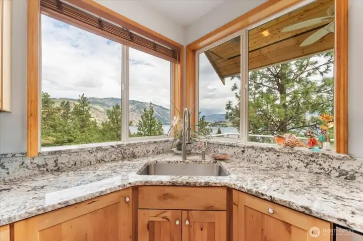 Kitchen views!