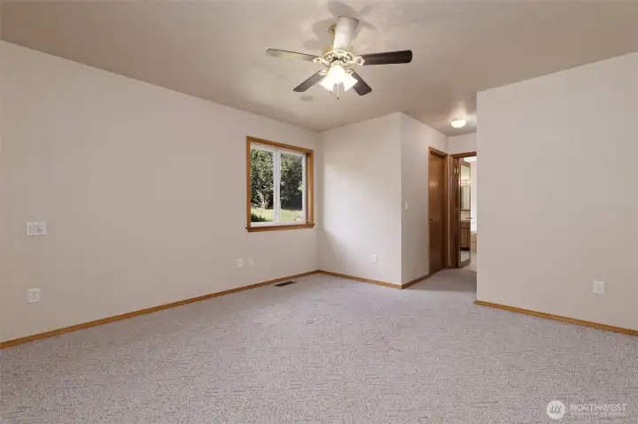 LARGE Primary bedroom, with his 'n hers walk-in closets one on the right and one on the left. LARGE Primary bedroom, with his 'n hers walk-in closets one on the right and one on the left.