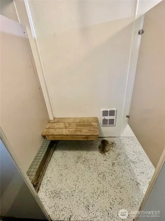 Heated Changing Room