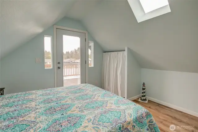 Cute and comfy space