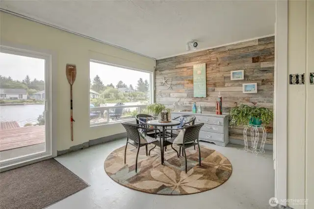 Back sunroom overlooking the Grand Canal
