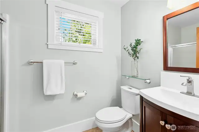 The 3/4 bathroom in the Studio.