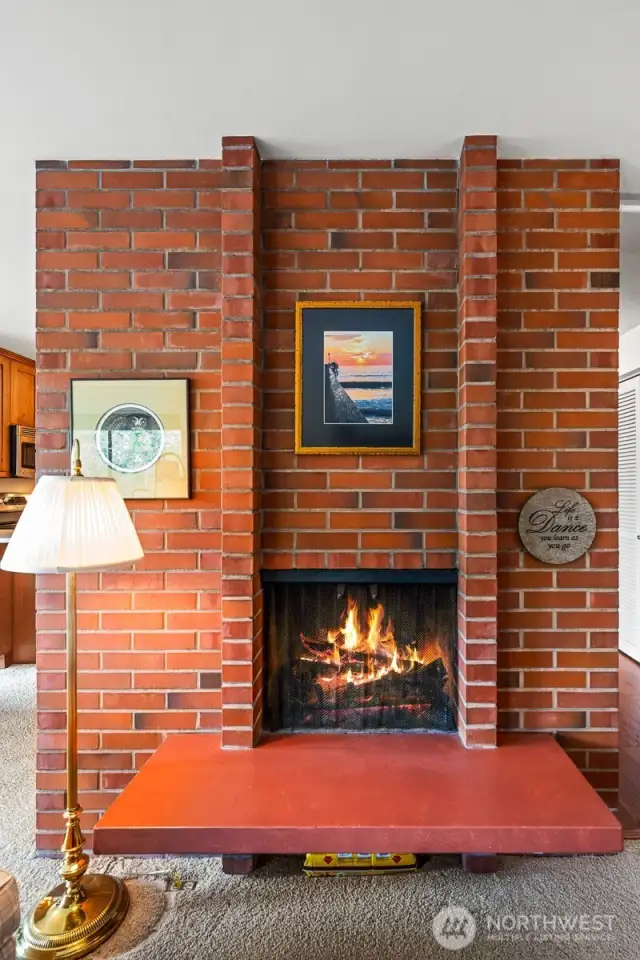 Wood fireplace