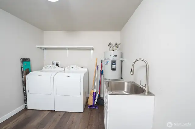 Main level laundry room