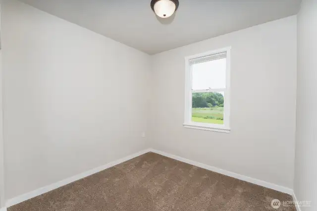 Upper floor bedroom