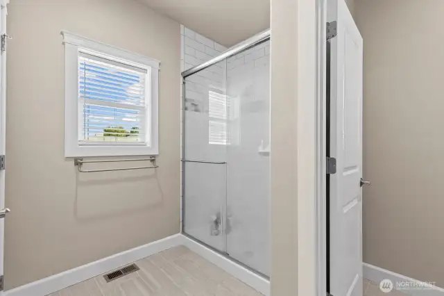 Primary Ensuite bathroom
