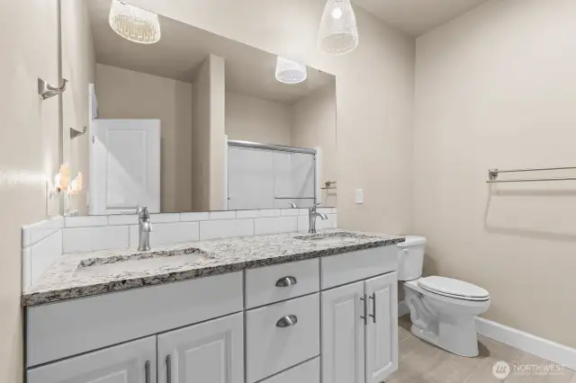 2nd bathroom