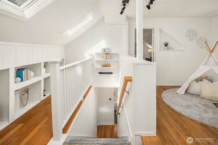 Upper floor