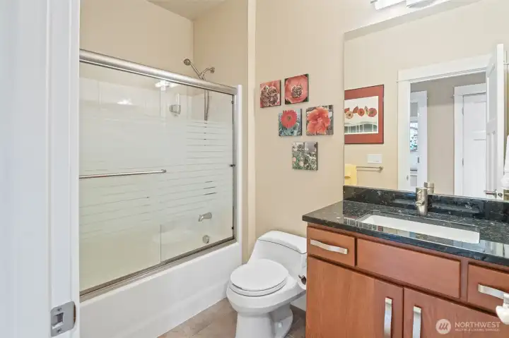 Full Hall bathroom