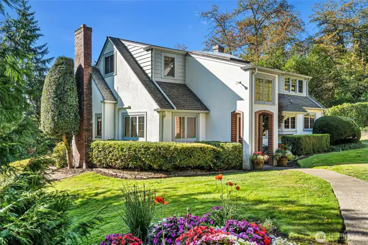 Charming 1930s Traditional