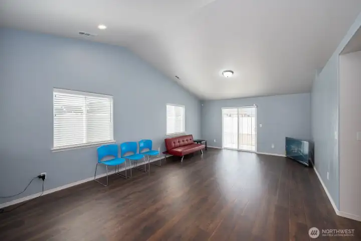 Beautiful lighting with stunning LVP- Hardly walked on!